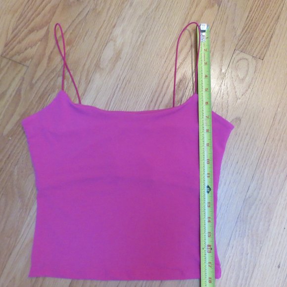 CLEARANCE Leith hot pink crop cami with shelf bra size S - Picture 5 of 5